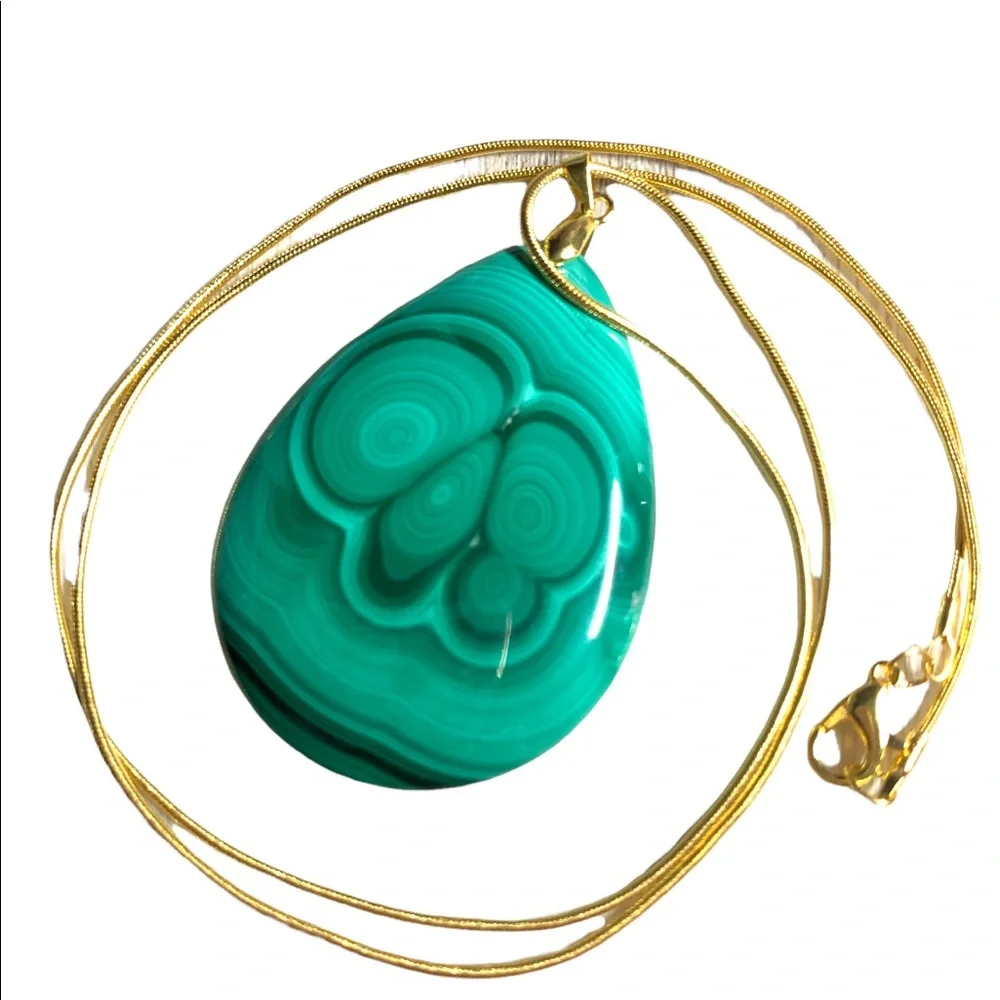 ✨Natural Malachite Necklace✨ - Picture 2 of 4